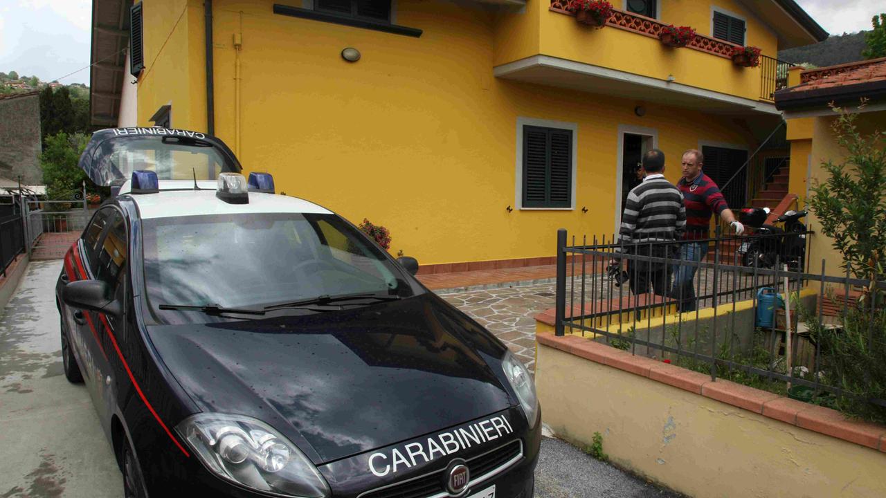 La pattuglia dei carabinieri intervenuta a Stiava (foto Ciurca/Paglianti)