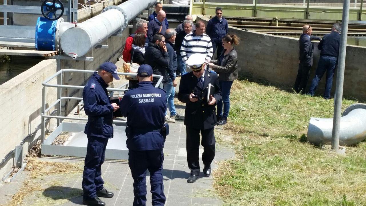 Sassari, blitz dei vigili urbani nel potabilizzatore e avviso di garanzia per l'amministratore di Abbanoa