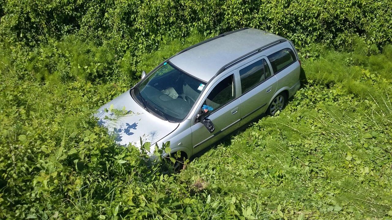 Schianto fra due auto, traffico in tilt sulla via Emilia
