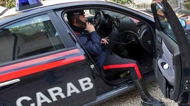 Scippato del Rolex a Forte mentre è seduto al bar