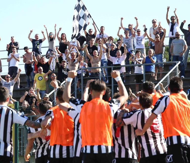 Scandicci in pezzi, la Massese è salva 