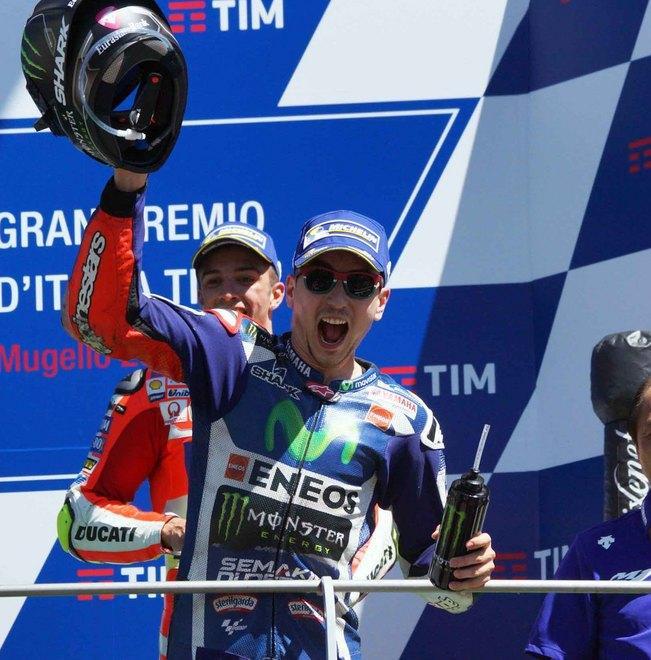 Lorenzo show, va in fumo il sogno di Rossi 