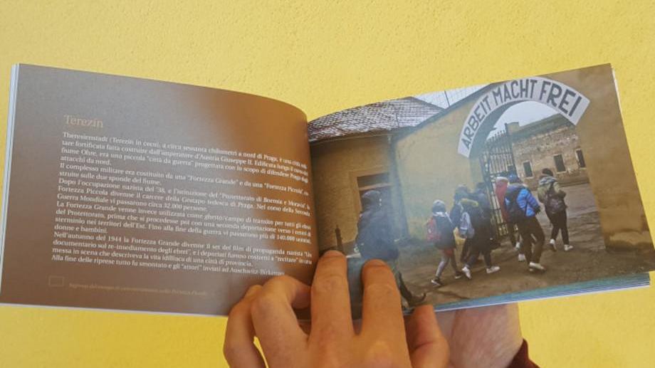Istoreco, donati 1.100 libri a studenti e docenti reggiani