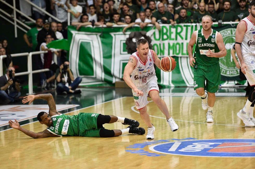 Play off, la Grissin Bon ci riprova ad Avellino in gara 4 - La diretta