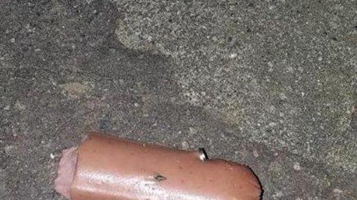 Wurstel coi chiodi Indagini nei luoghi del ritrovamento