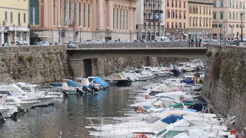 Il ponte sui Fossi fra Mercato Centrale e scuole Benci (Pentafoto)