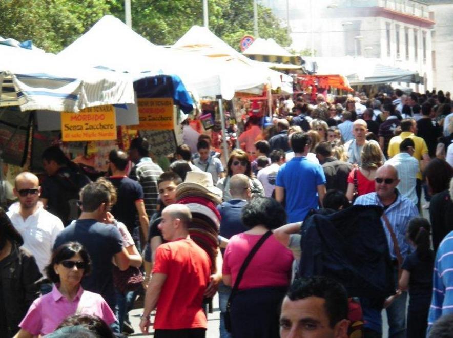 Controlli dei finanzieri, scoppia la rivolta 