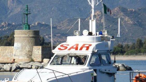 Soccorse da una motovedetta due turiste tedesche in canoa