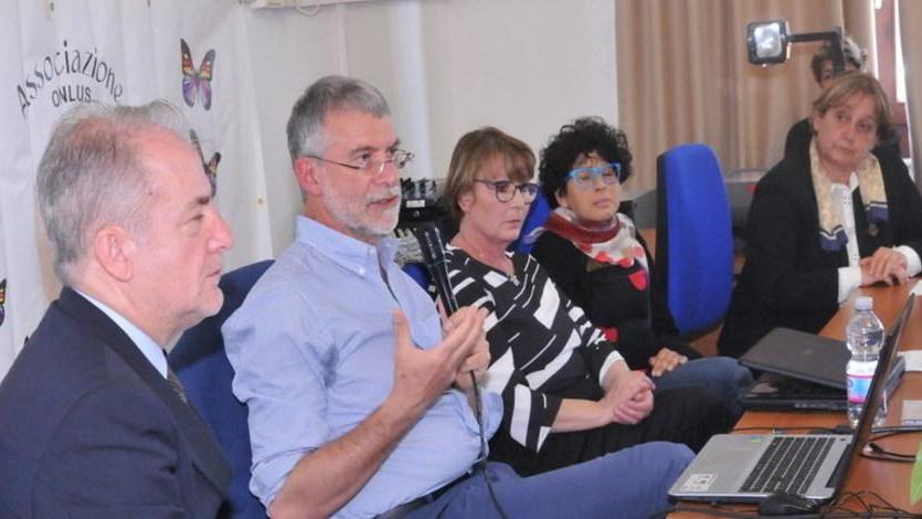 Disturbi mentali nei giovani, grande pubblico al forum