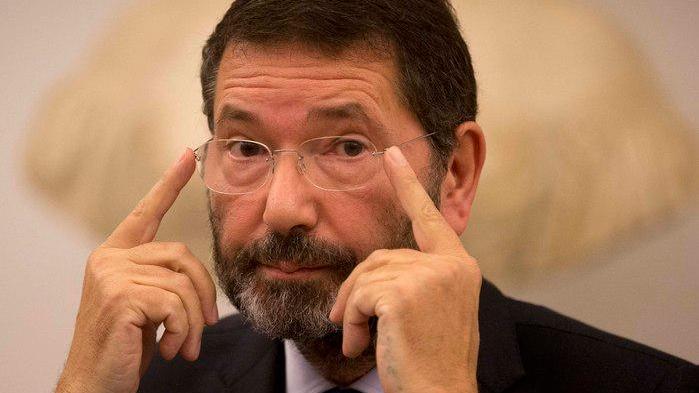 Ignazio Marino racconta alla Feltrinelli di Pistoia i retroscena della “cacciata”