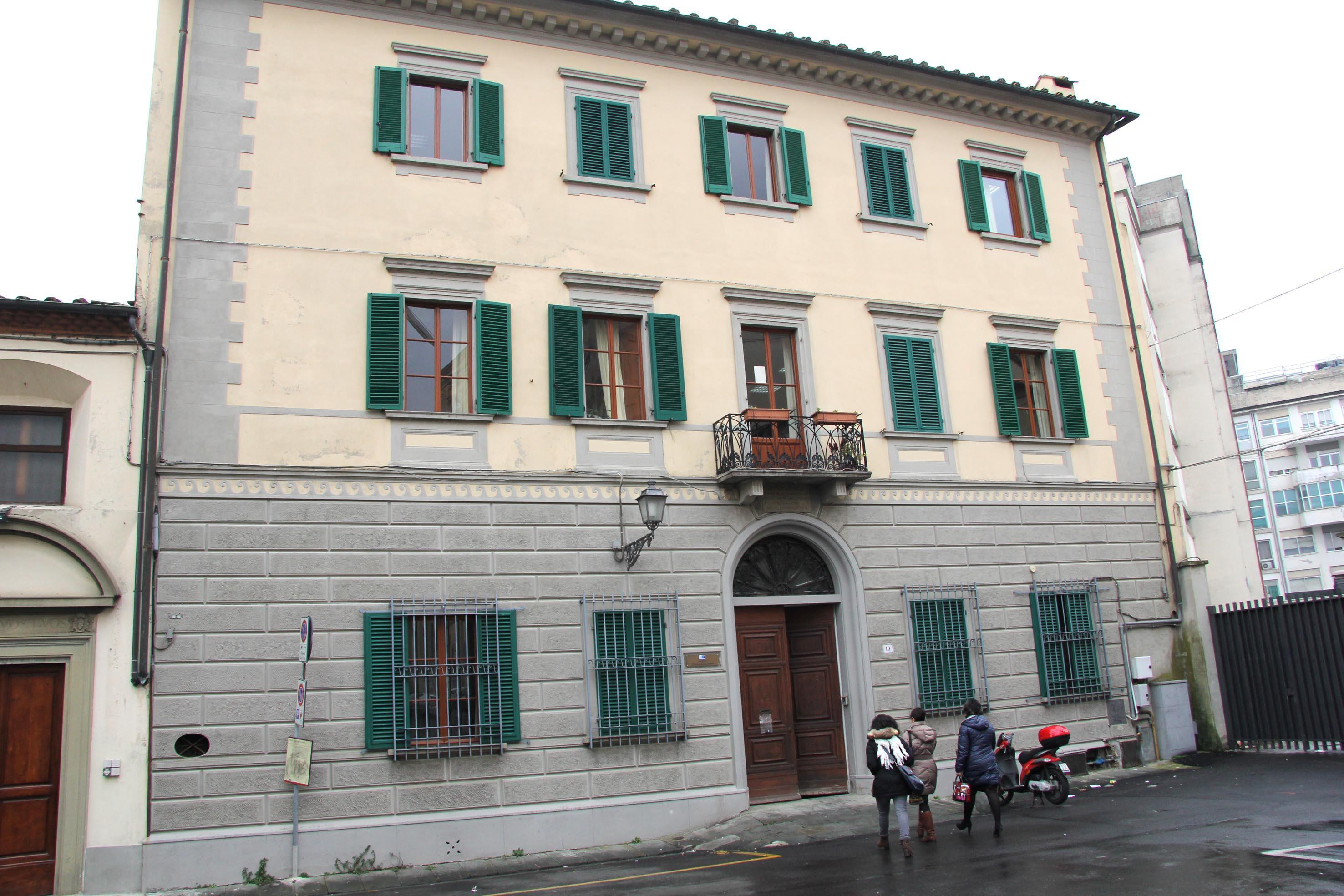 L'hospice di piazza del Collegio a Prato