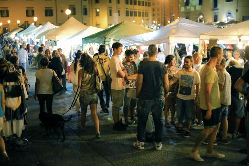 I banchi del mercatino a Effetto Venezia