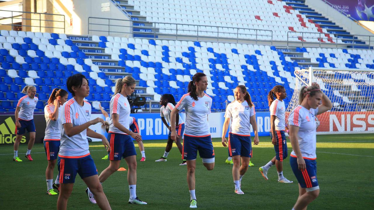 Calcio donne, Reggio in festa per la finale di Champions