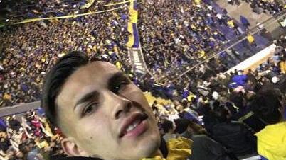 Il selfie di Paredes alla Bombonera