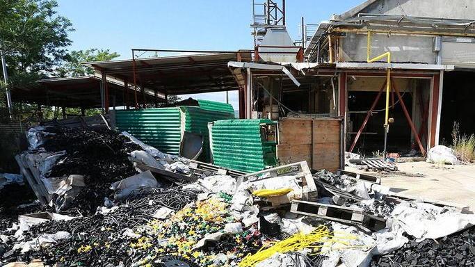 Bombe ecologiche anche nell’area ex Rud Mobili