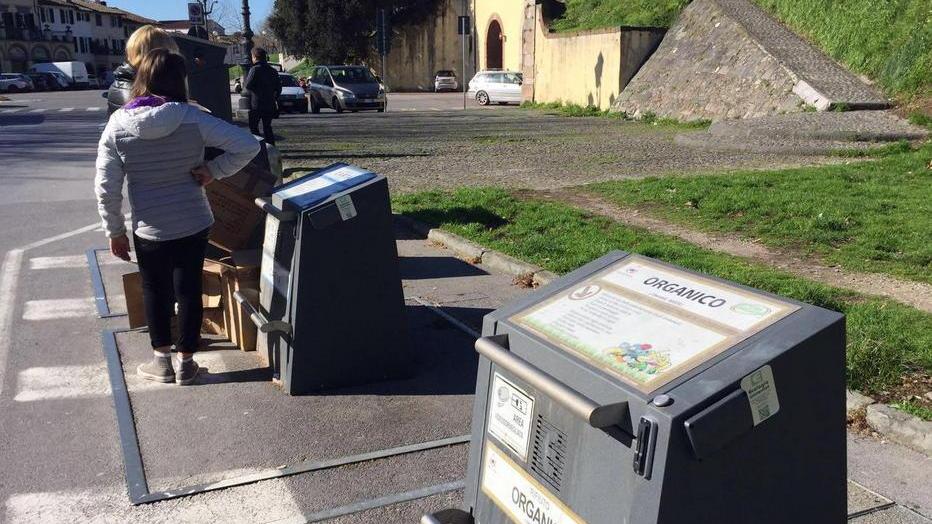Nuovo porta a porta in centro Stasera assemblea cittadina