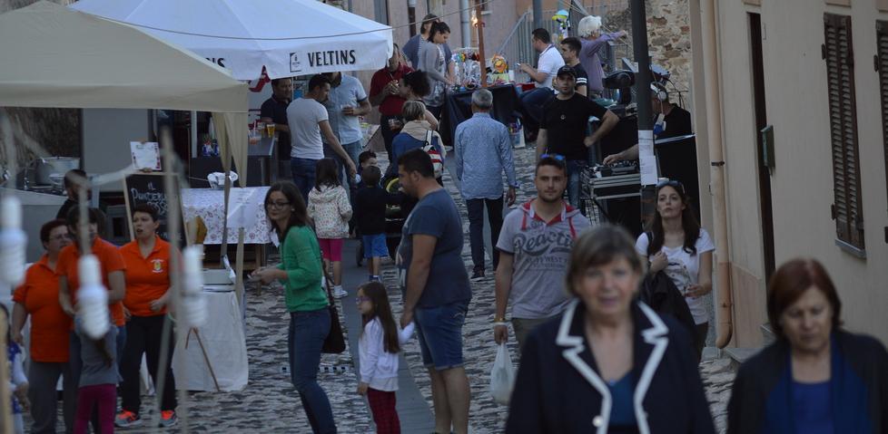 Primavera in Baronia con poche presenze, polemiche a Posada 
