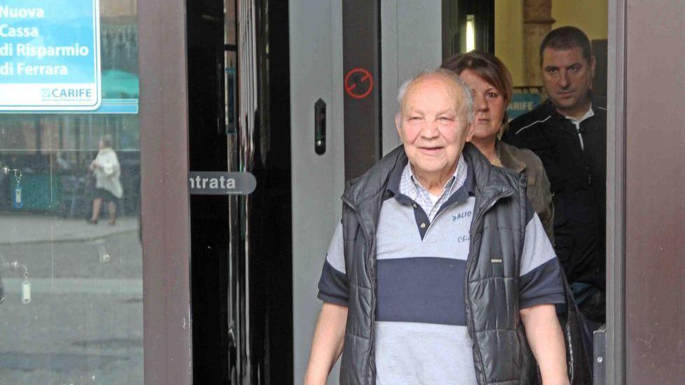 Nuova Carife: 2.500 euro al pensionato
