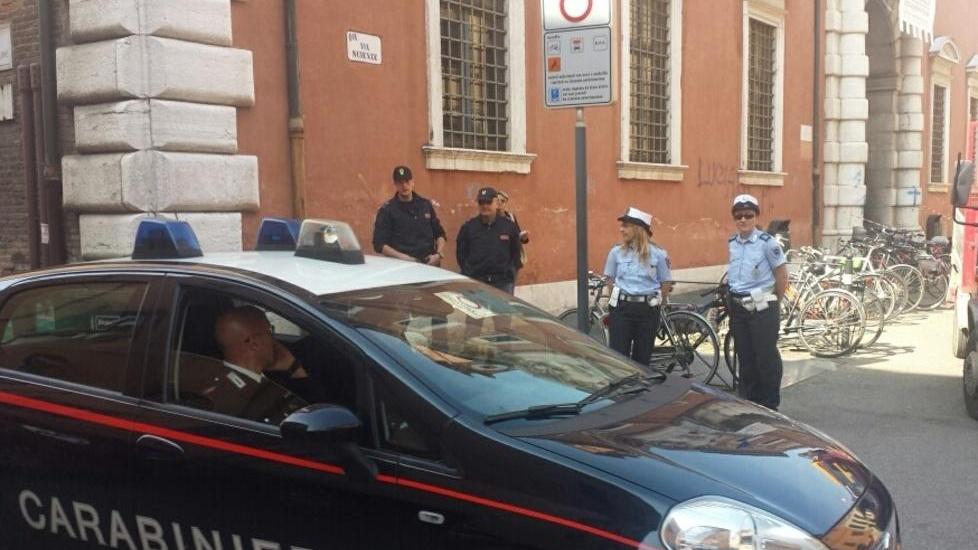 Il cerchio si stringe attorno al vandalo dell'Ariostea
