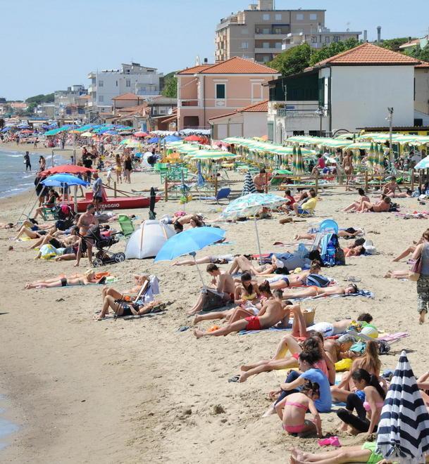 L’estate comincia senza la “bau beach” 