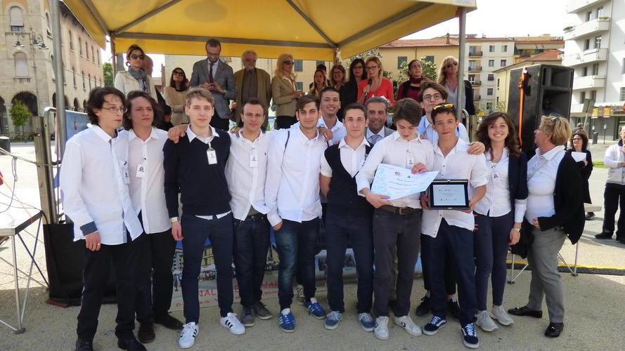 Itis Meucci e primaria Alighieri sul primo gradino del podio