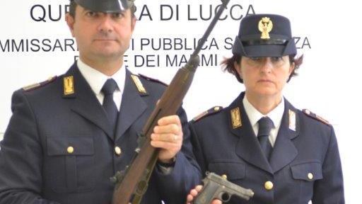 Le armi recuperate dalla polizia