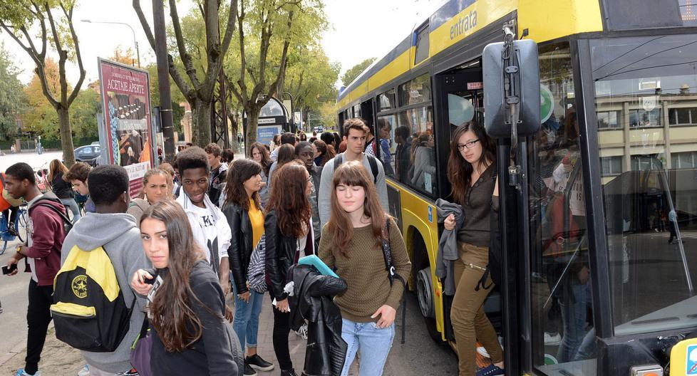 Bus: abbonati multati, succede solo a Modena