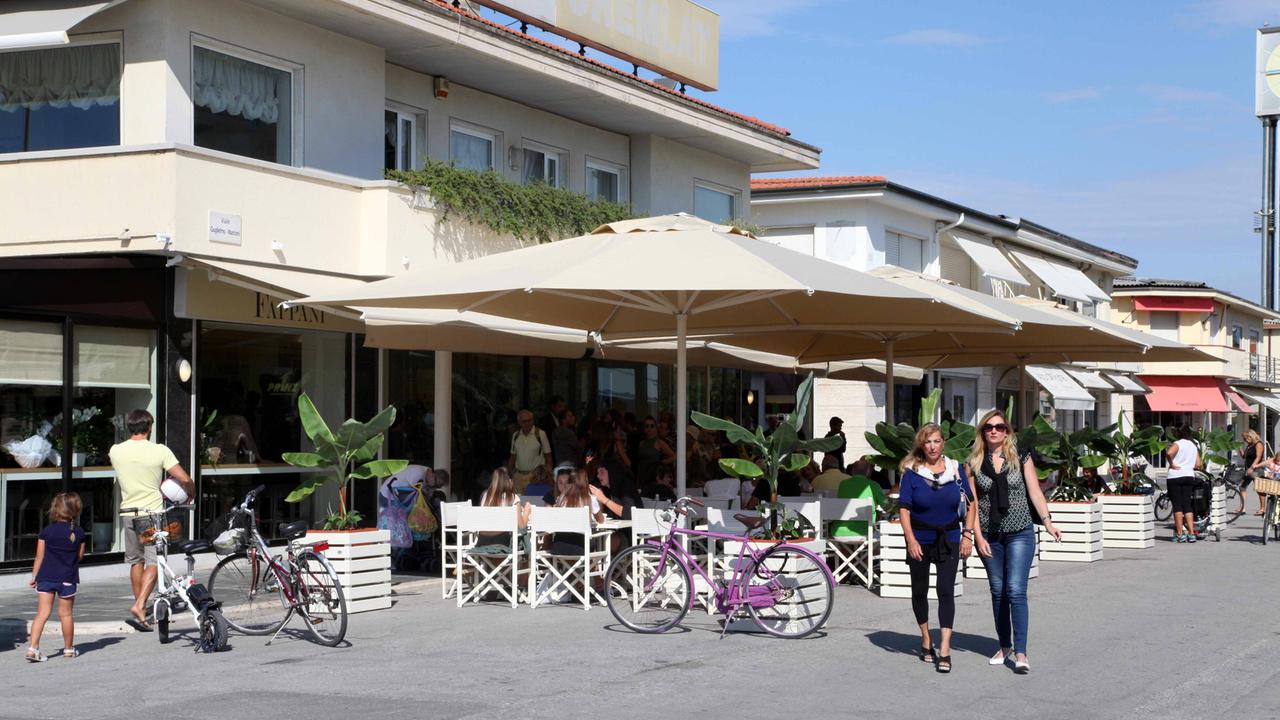 Il Caffè Fappani in Passeggiata a Viareggio