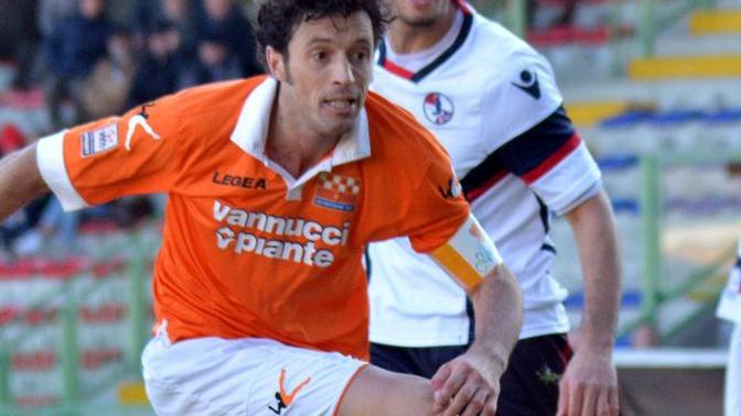 Corrado Colombo con la maglia della Pistoiese