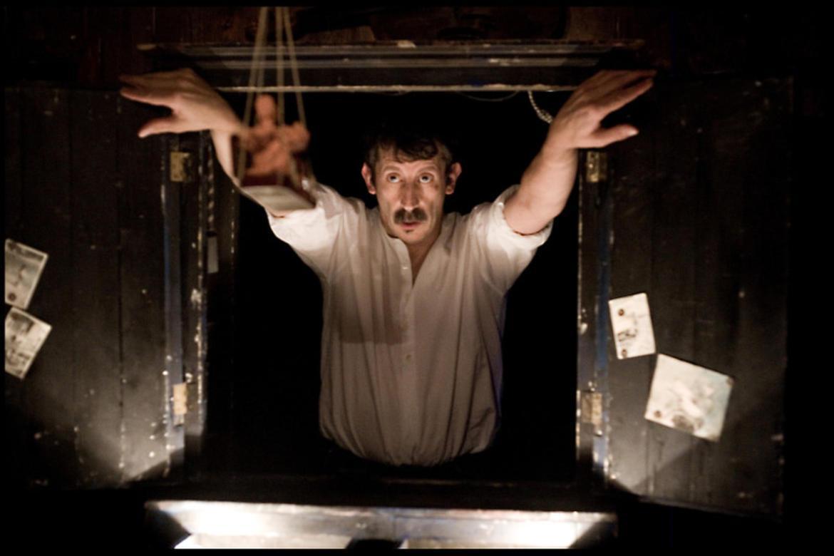 Domenica il Teatro Sociale fa il bis!