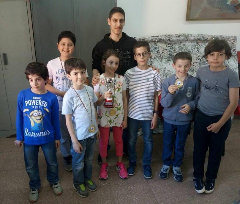 I piccoli scacchisti pratesi premiati al torneo provinciale