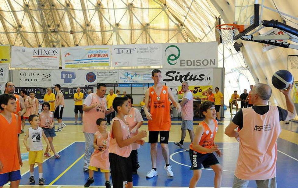 Oggi al Palatenda il giorno più lungo con la 24 ore di basket