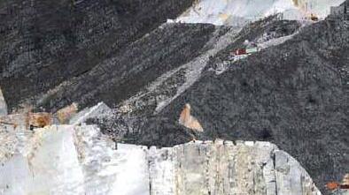 Il Parco lancia l’Sos «Nuovi rischi per le Apuane»