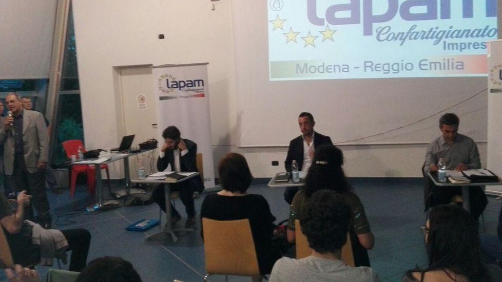 I tre candidati sindaci a confronto su programmi e futuro del paese 