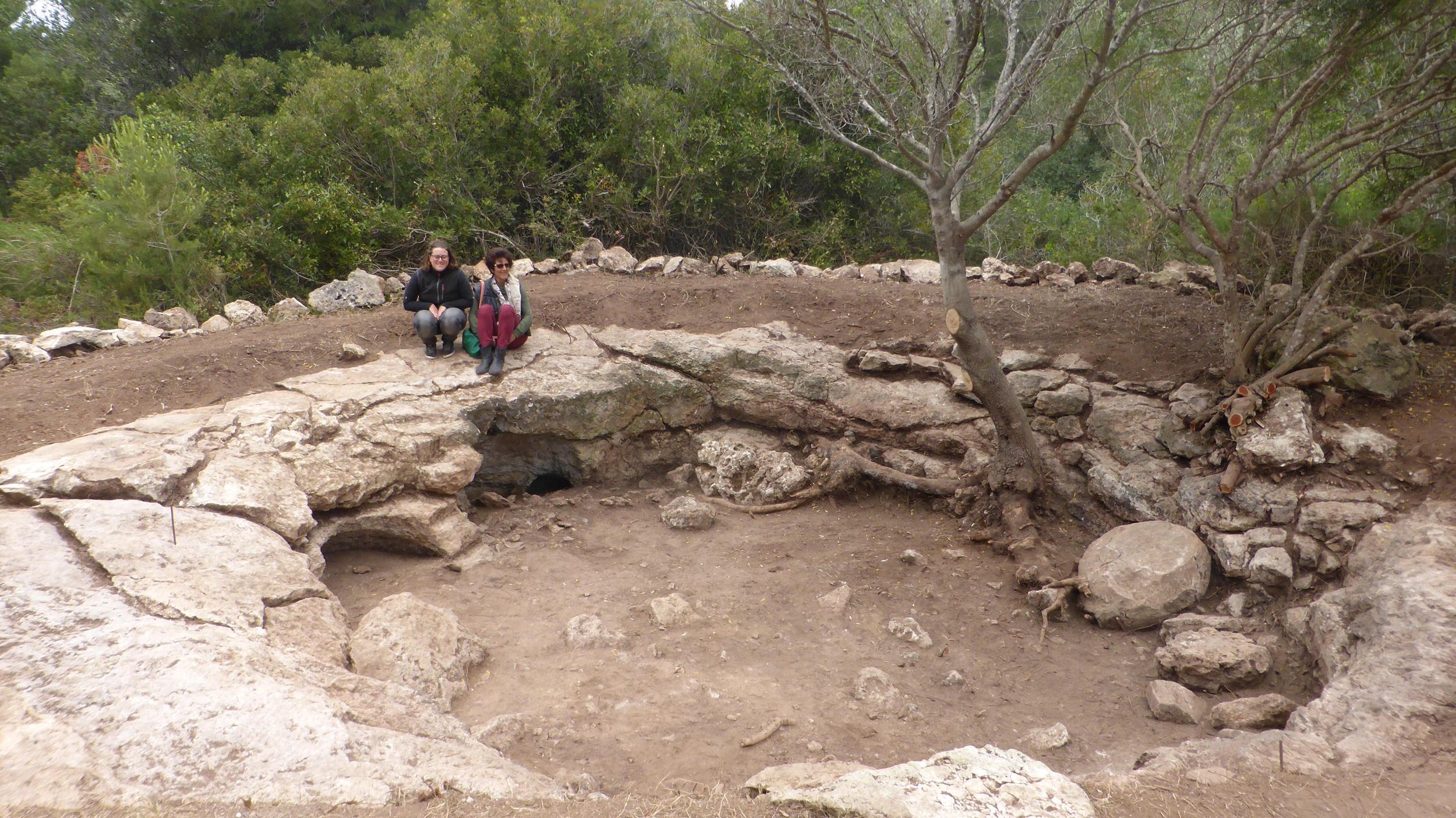 La necropoli scoperta a Poggio Belvedere