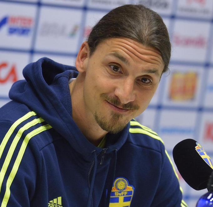 Mercato, Ibra resta un sogno del Milan Juve su Dani Alves
