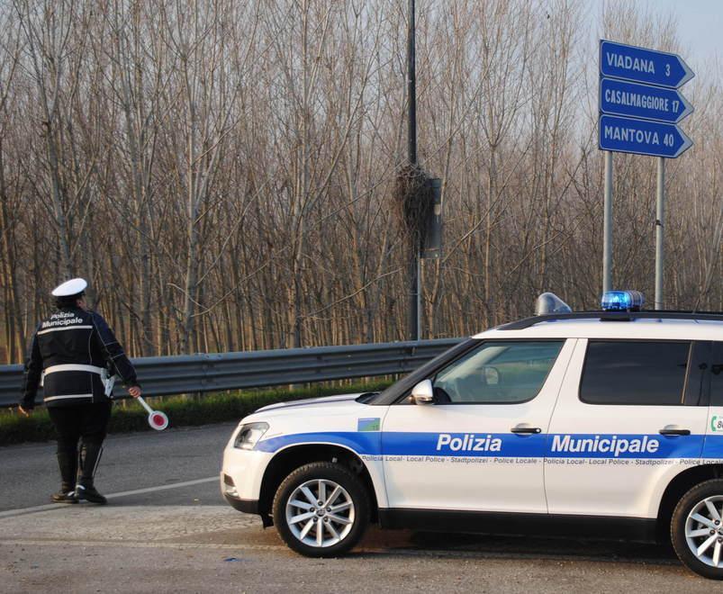 Ubriachi in auto, saltano 9 patenti 