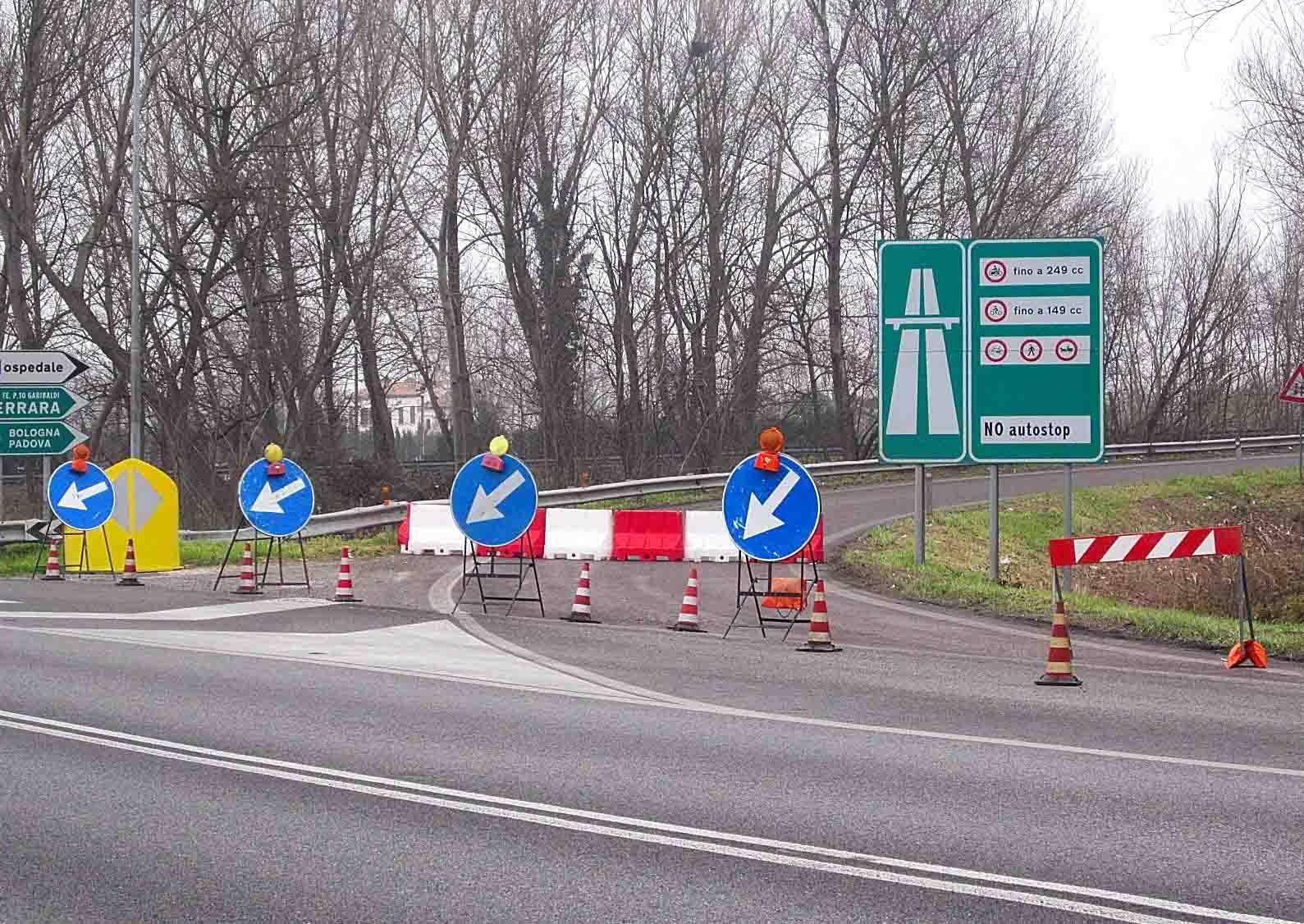 L'ingresso in superstrada interdetto dalla Romea in direzione Ferrara