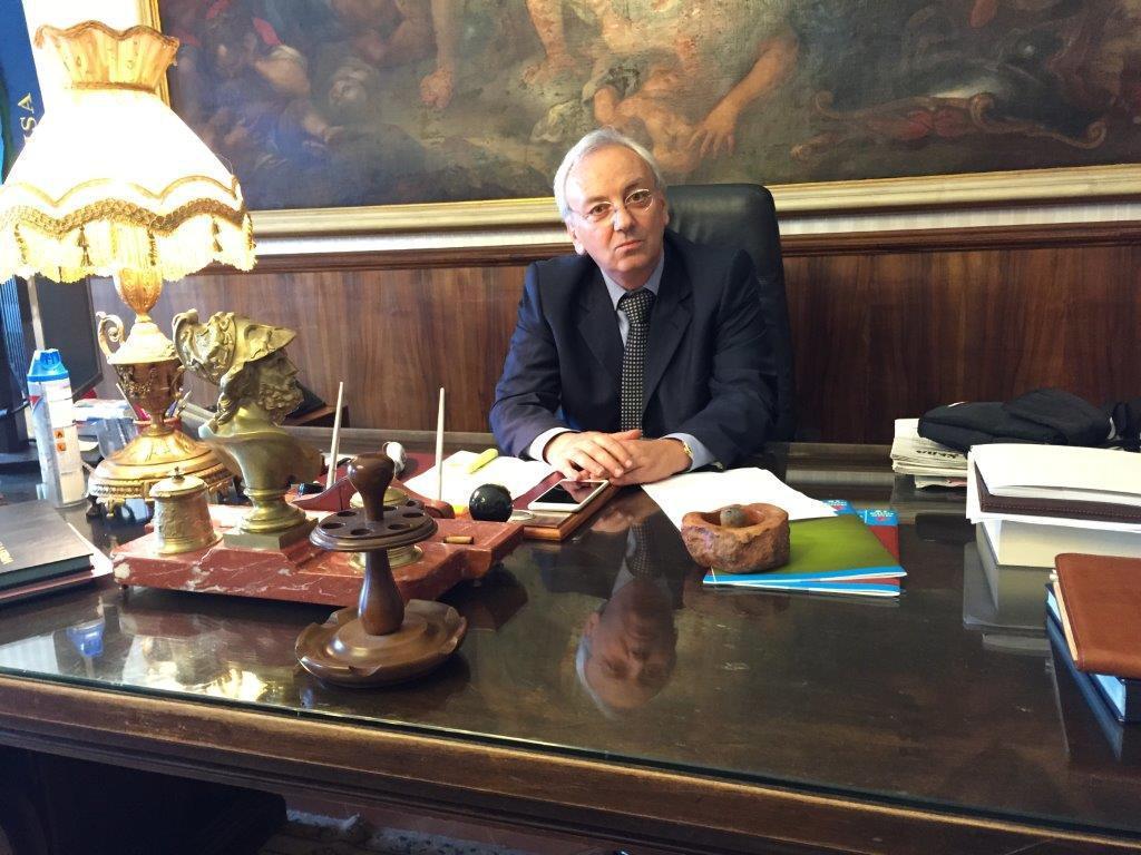Braccio di ferro sul bilancio: revisore dei conti querela il prefetto