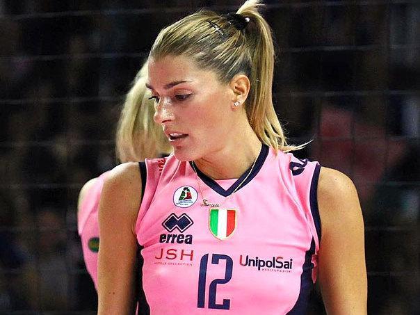 «Non sono il linea con il Ct» Piccinini lascia la Nazionale
