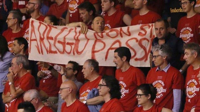 Il bigi di nuovo “all red”