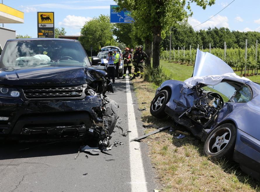 Lesignana, schianto sulla strada per Carpi 