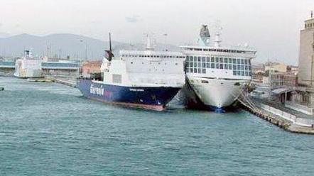 Le due navi al momento dello scontro