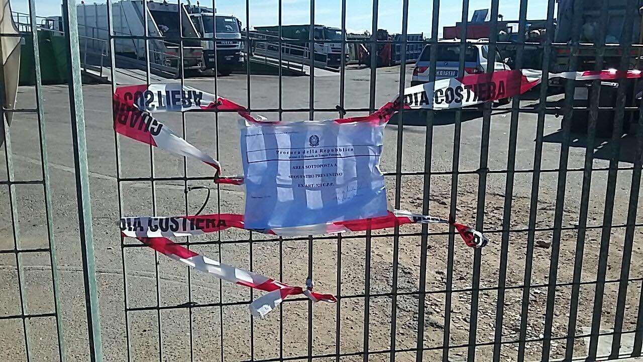L'ecocentro della Maddalena posto sotto sequestro
