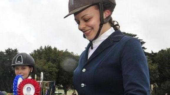 Matilde Bulleri e la cavalla Ajorka trionfano all’Accademia navale