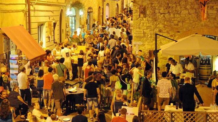 Suvereto prepara l’estate con vino, olio e musica
