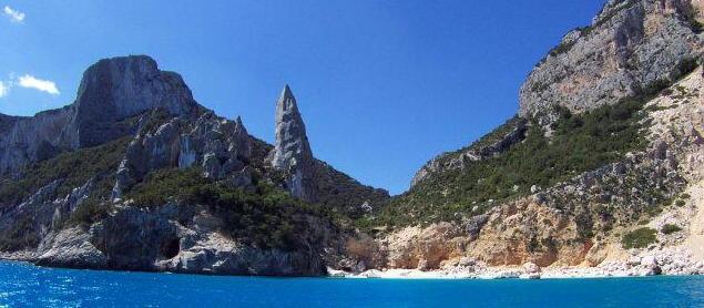 In edicola con La Nuova “Mediterraneo: i trek più belli” con una parte dedicata alla Sardegna