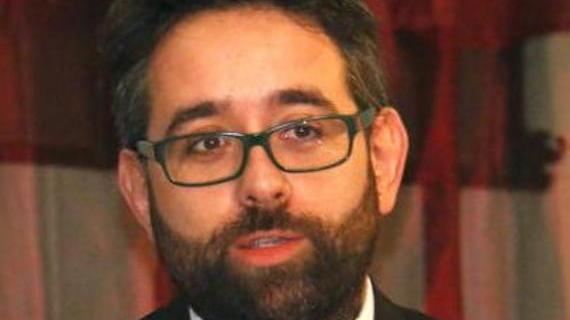 Pd, Bacci vuole un traghettatore