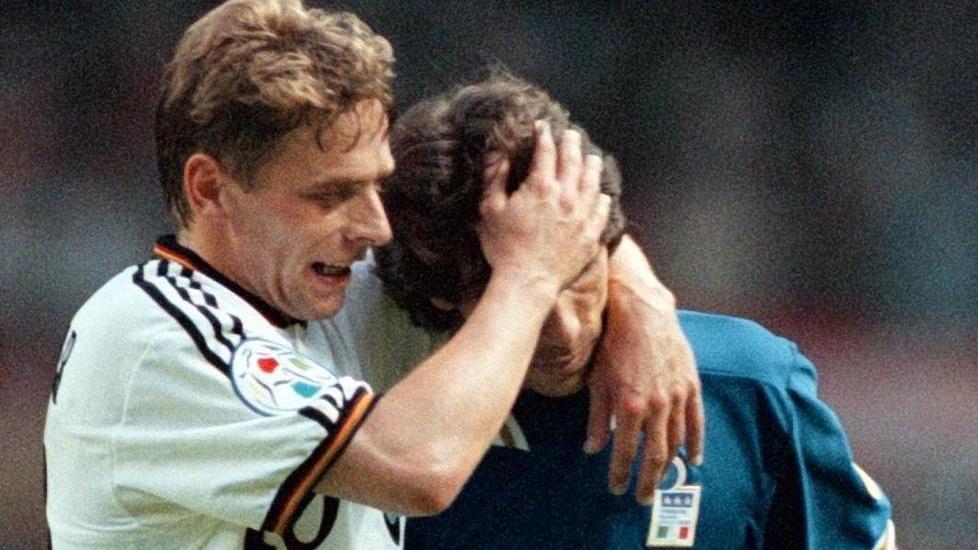 Zola sbaglia, flop azzurro