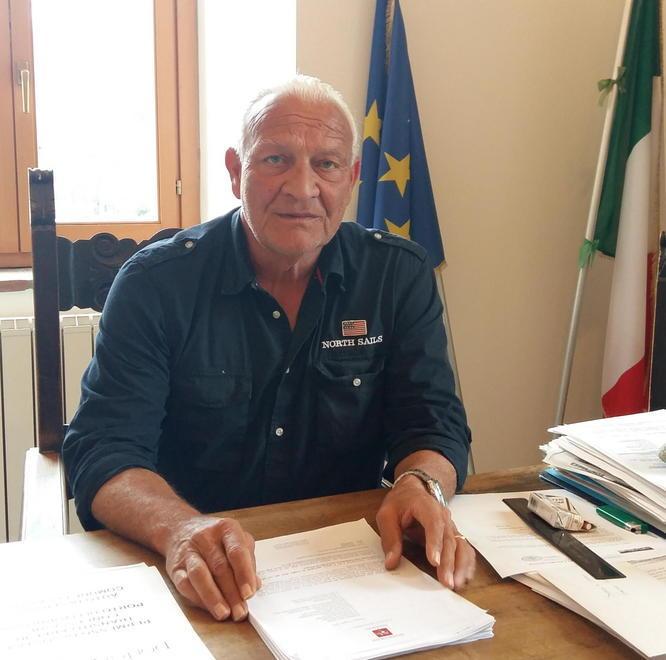 Il testamento di Guarente, sindaco eterno: "Capraia resta unita" 